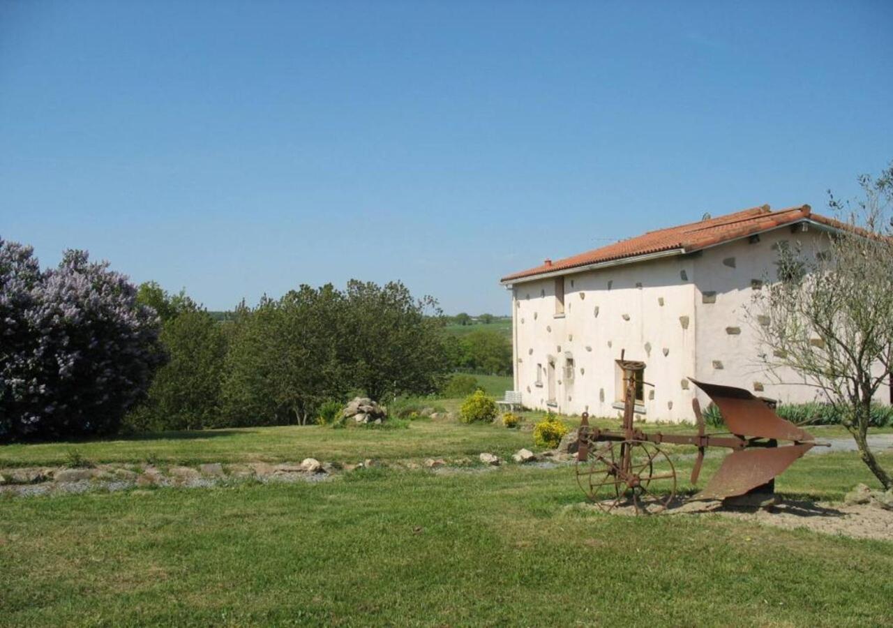 Chambres D Hotes Le Bois Corbeau Tiffauges Экстерьер фото